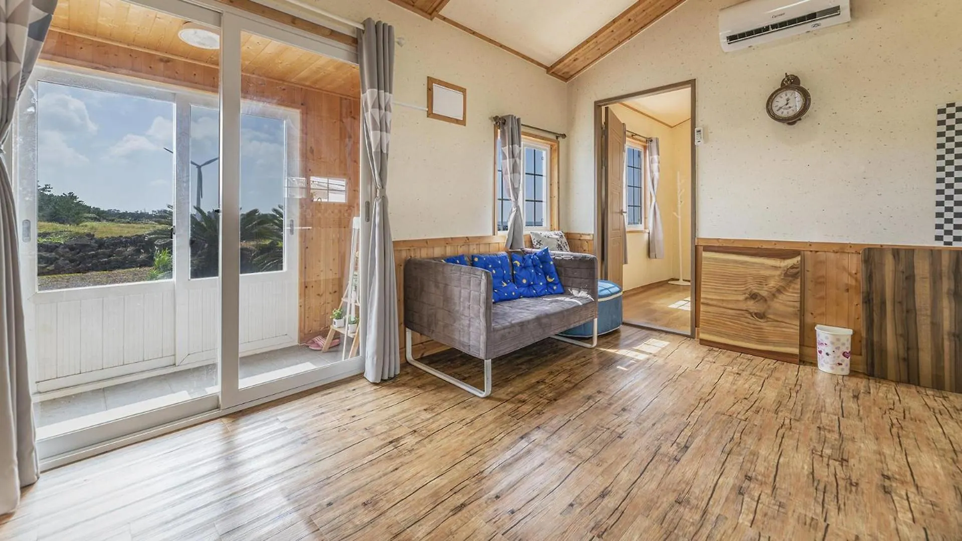 Jeju Basafan Spa Pension Guest house